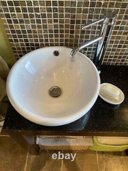 Bathroom sink vanity unit