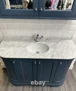 Bathroom vanity unit with sink traditional & double mirror cabinet