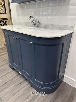 Bathroom vanity unit with sink traditional & double mirror cabinet