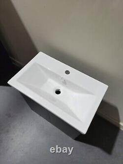 Vanity Unit With Sink 600mm