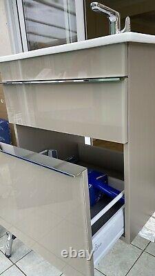 Villeroy & Boch Venticello 600mm Vanity unit + Basin RRP £1200