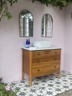 Vintage bathroom vanity unit